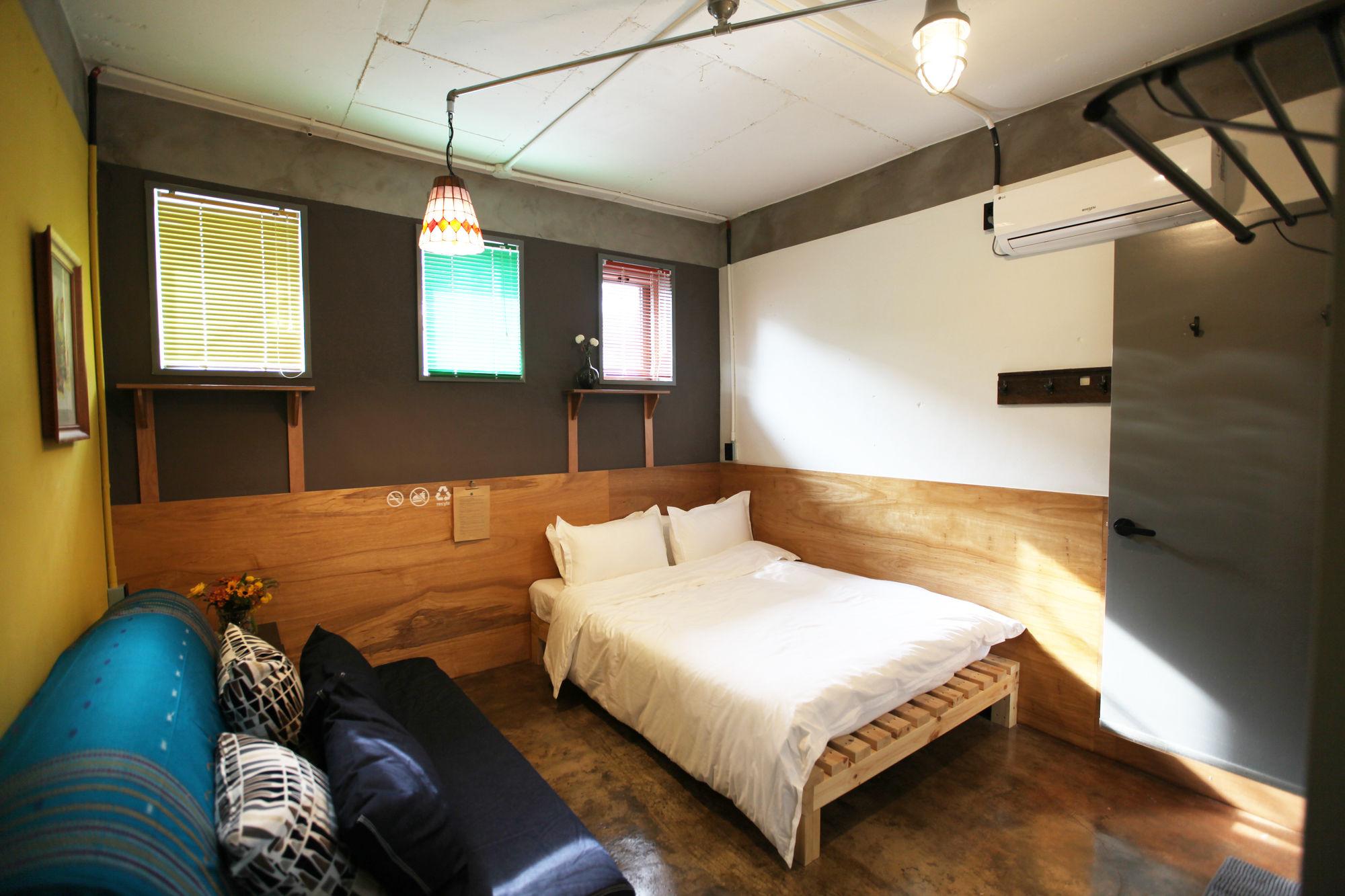 Hongdae Guesthouse Pajamaparty Seoul Exterior foto