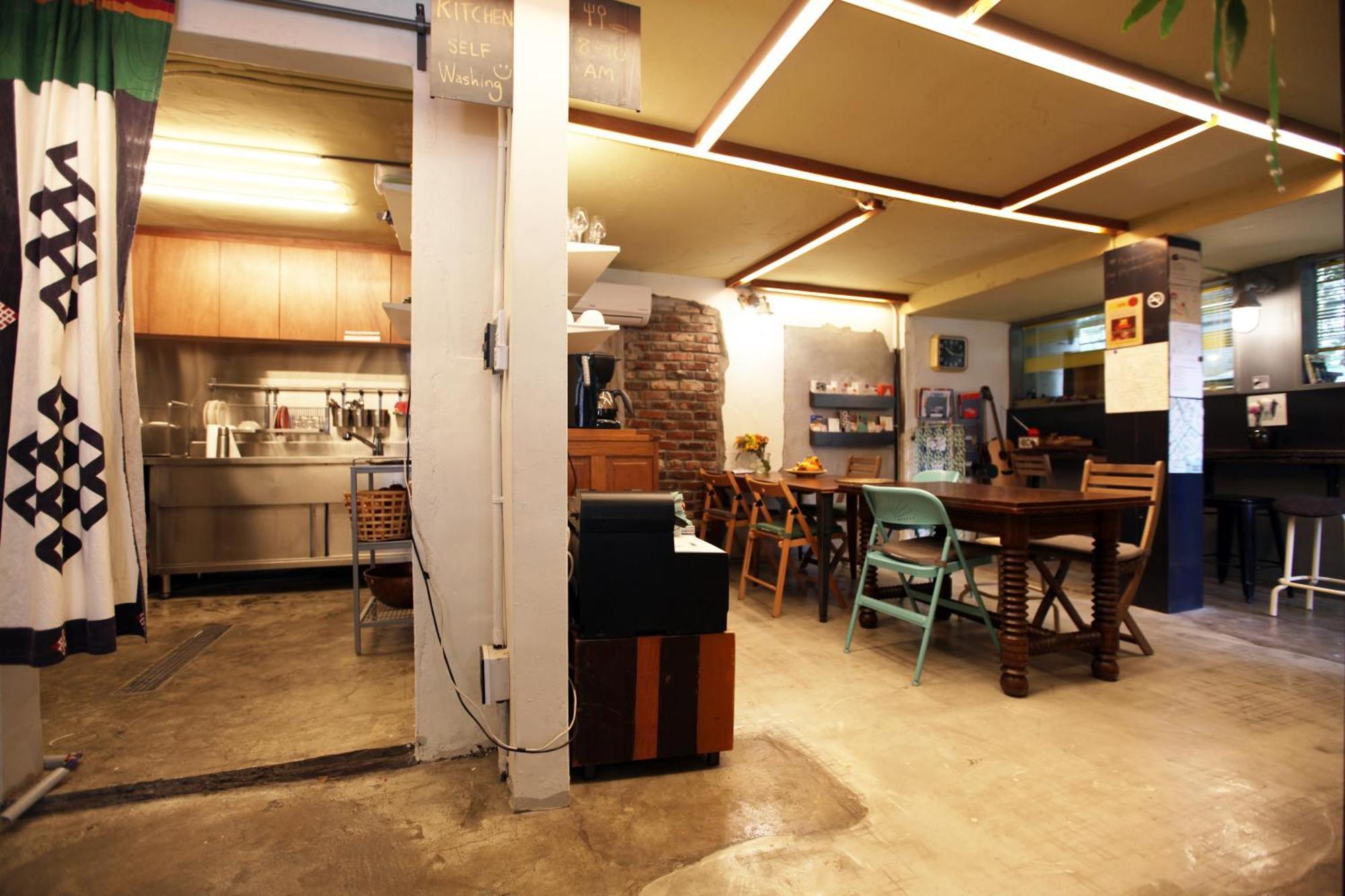 Hongdae Guesthouse Pajamaparty Seoul Exterior foto