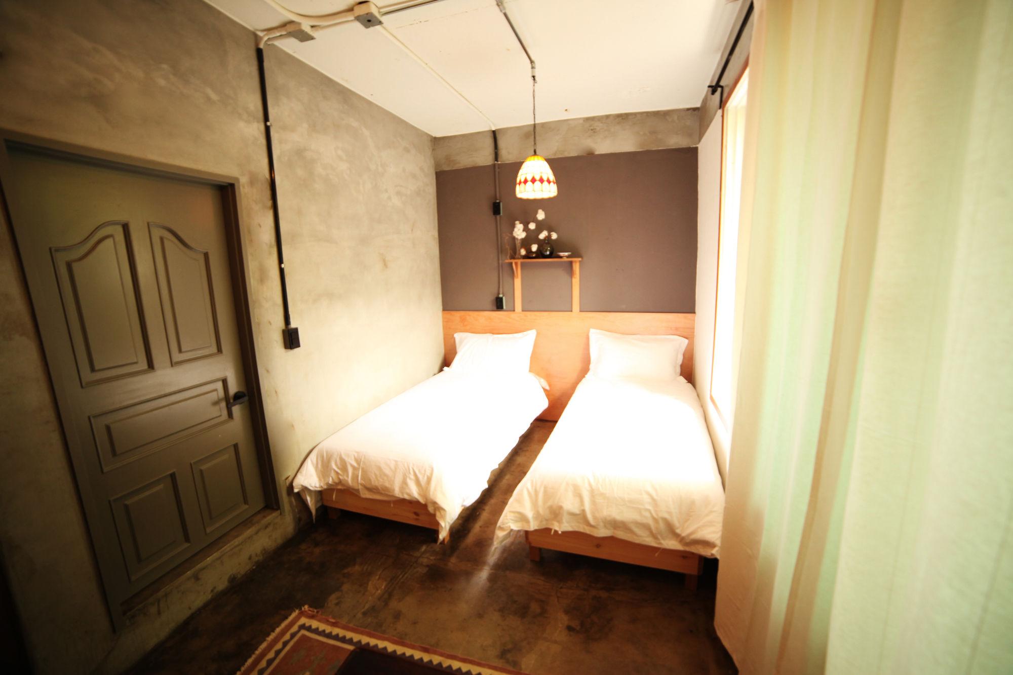 Hongdae Guesthouse Pajamaparty Seoul Exterior foto