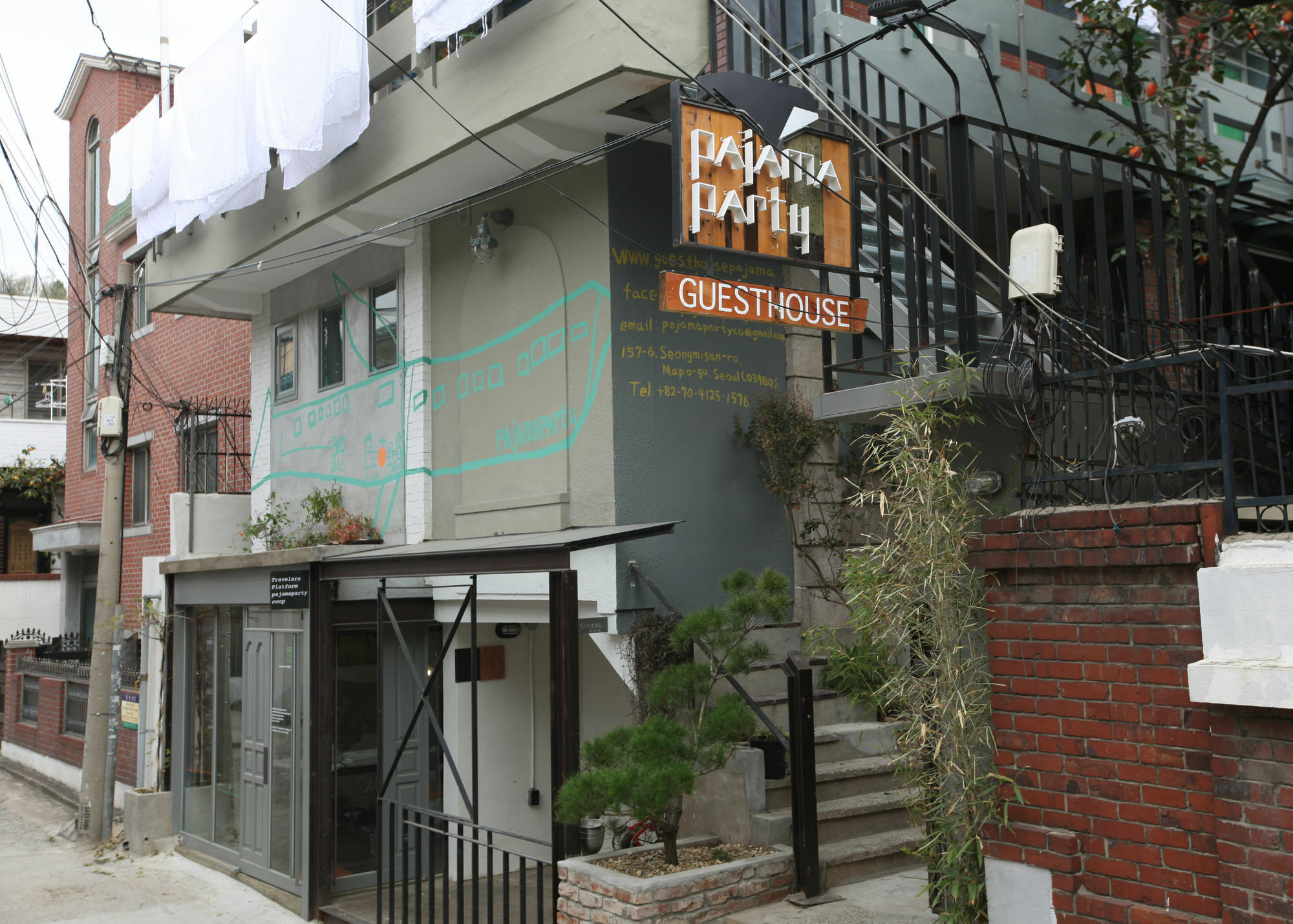 Hongdae Guesthouse Pajamaparty Seoul Exterior foto